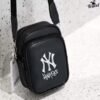 MLB Crossbody Metal NY Yankees New Black TN20 + Tag Unisex