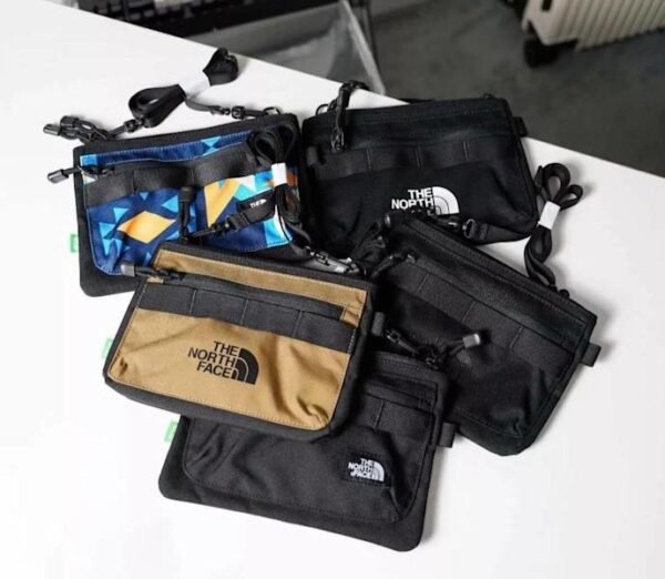 The North Face Camp Blue Small Logo Cross Bag Unisex - Image 7